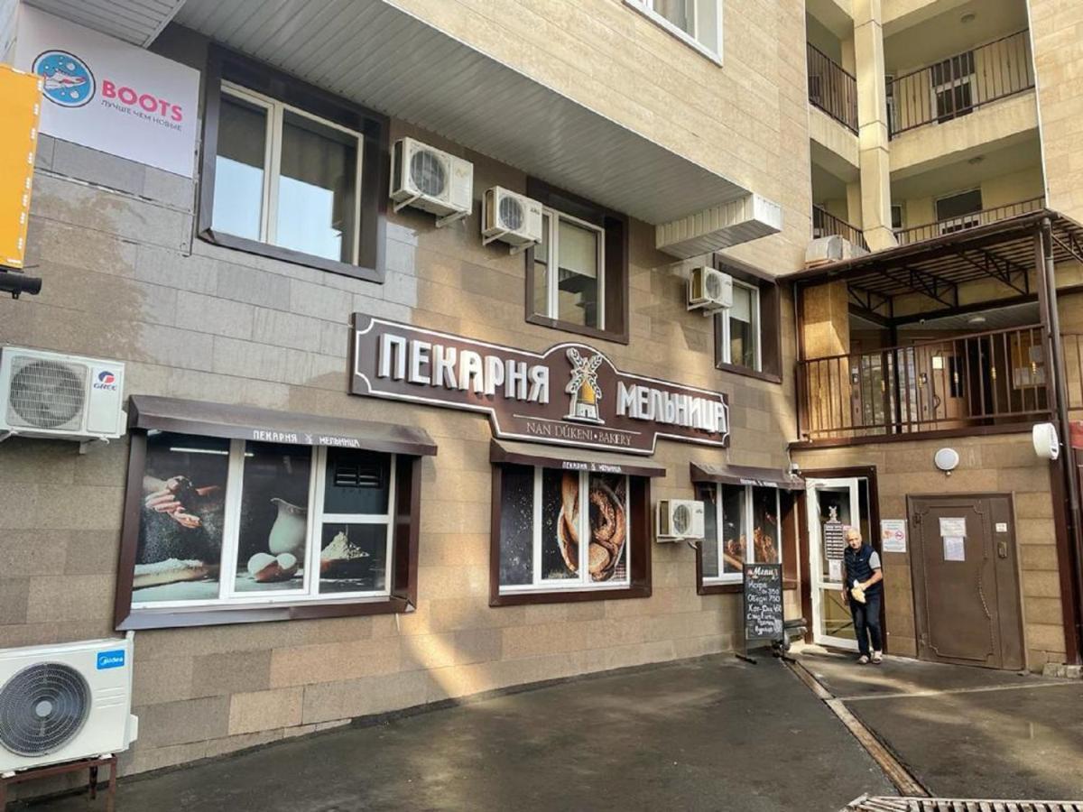 Студия В Стиле Loft В Центре Города Ałma Ata Zewnętrze zdjęcie