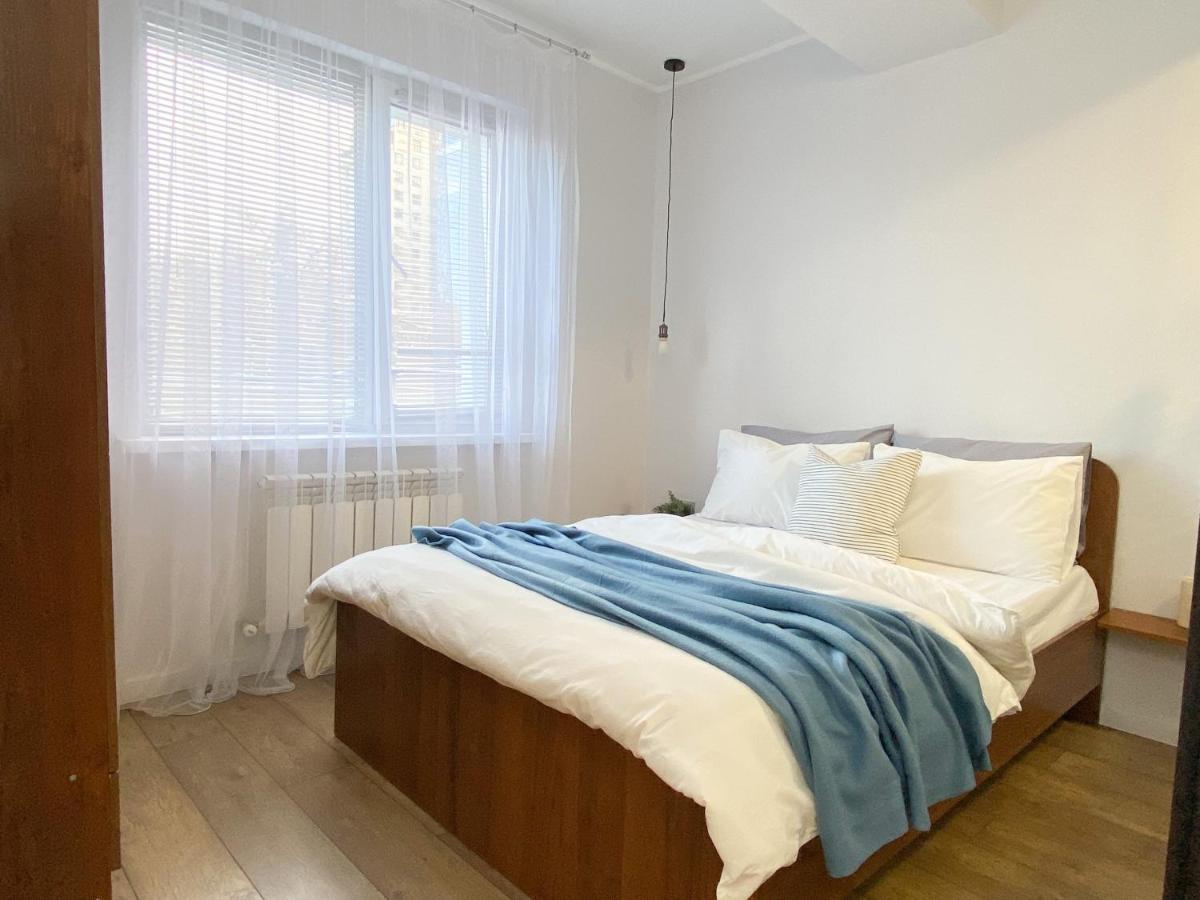 Студия В Стиле Loft В Центре Города Ałma Ata Zewnętrze zdjęcie